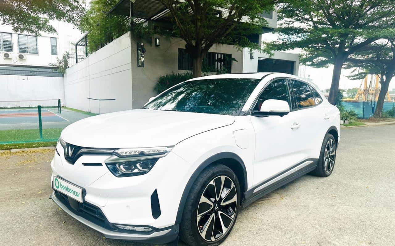 Vinfast VF8