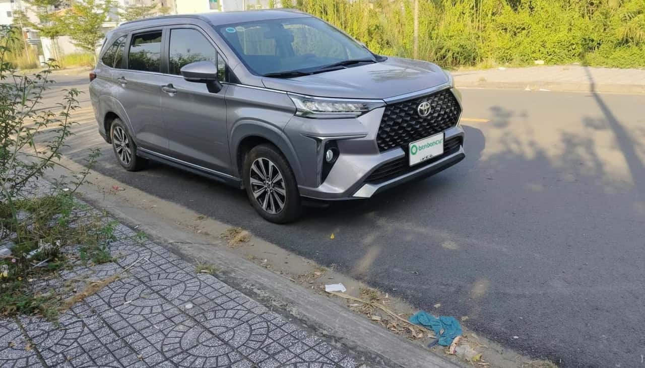 Toyota Veloz Cross