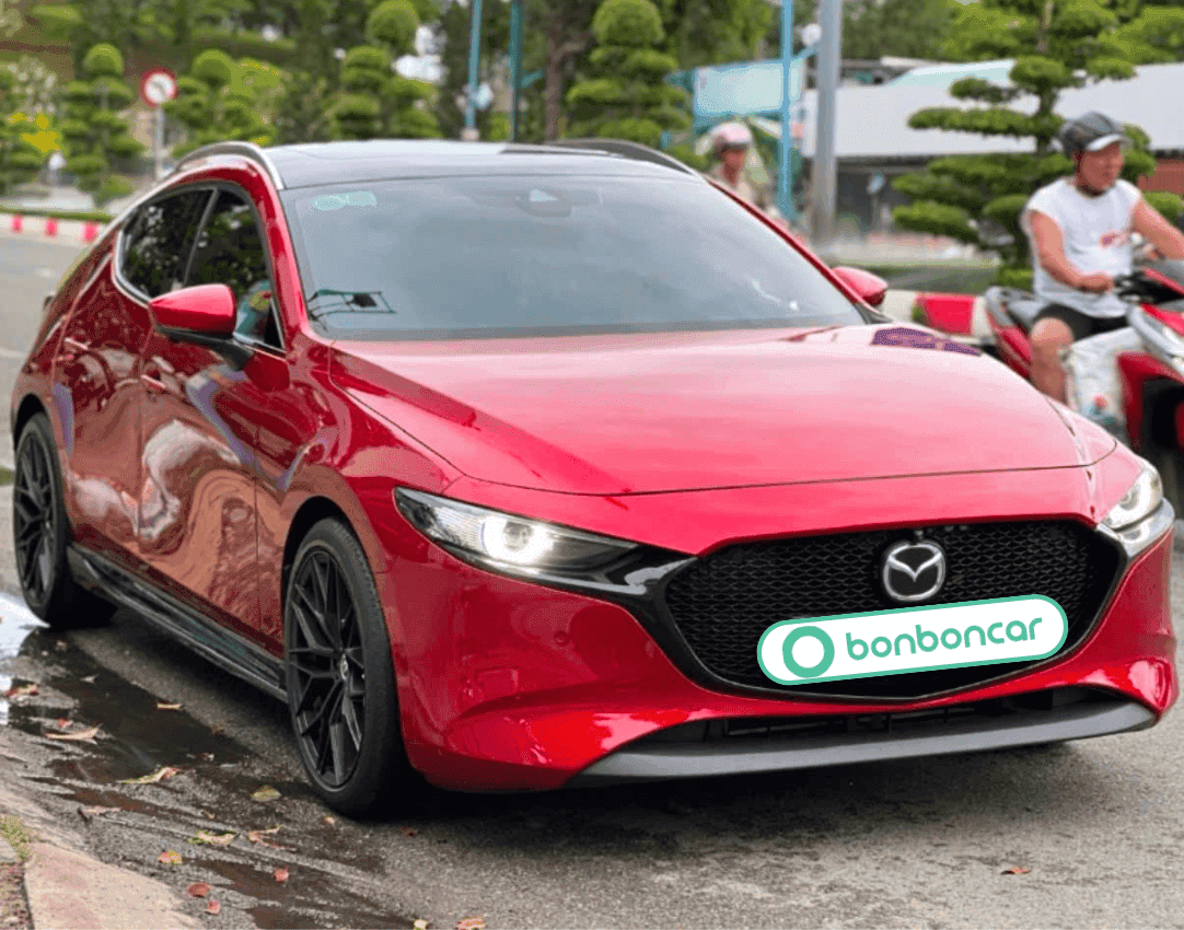 MAZDA 3